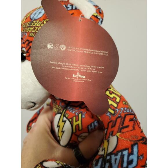 Six Flags DC Comics Flash Bear 10" Seated NWT - Picture 8 of 10